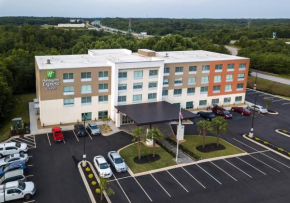 Holiday Inn Express & Suites Greenville S - Piedmont, an IHG Hotel